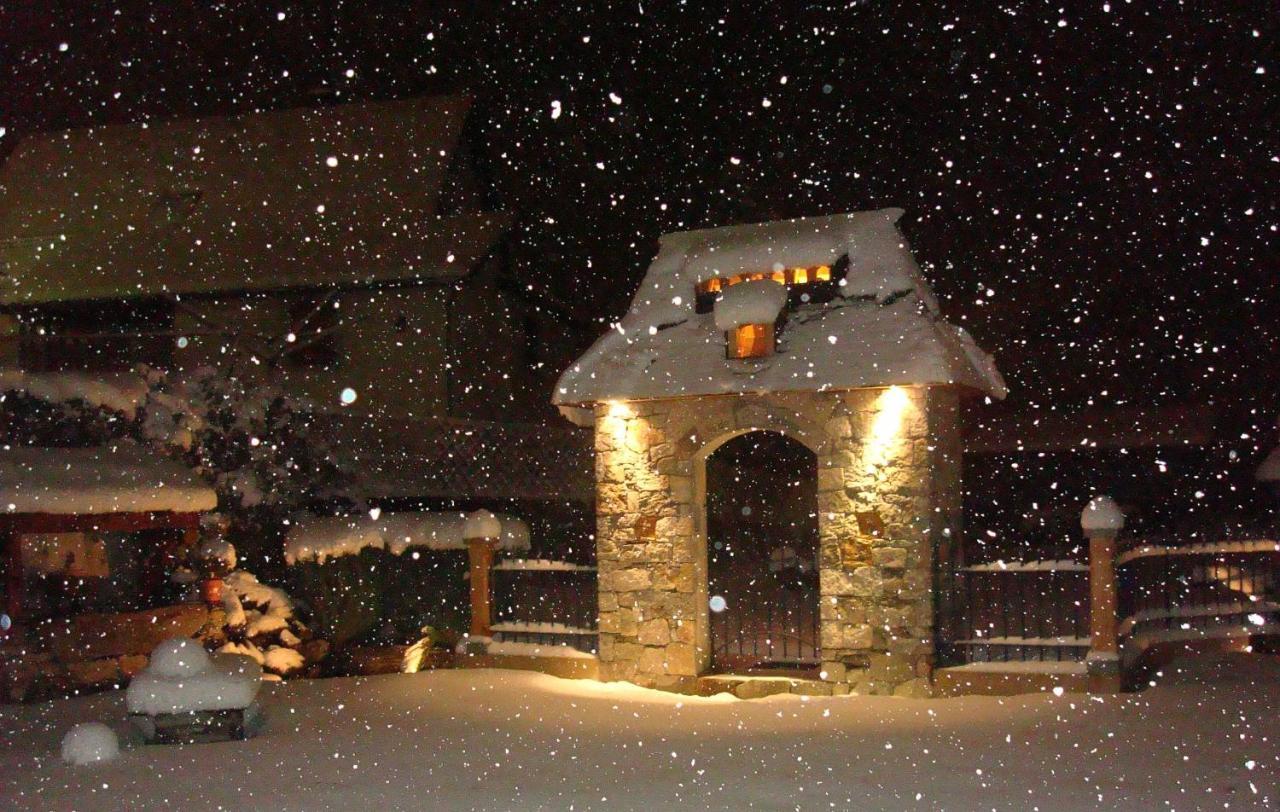 Appartement Chez Corine Marque Badet à Luz-Saint-Sauveur Extérieur photo